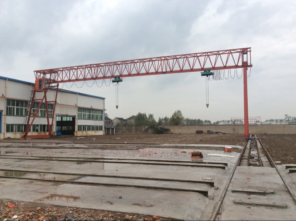 如何对门式ag九游会j9集团机的地基进行加固 如何对门式ag九游会j9集团机的地基进行加固