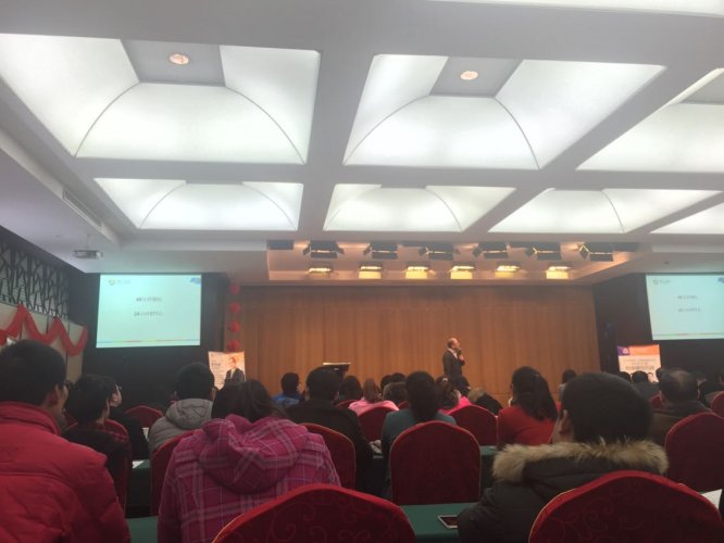 移动营销——靖起ag九游会j9集团机营销新手法 移动营销——靖起ag九游会j9集团机营销新手法