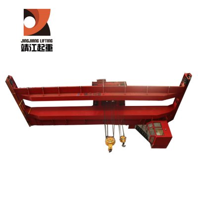 互联网是双梁ag九游会j9集团机拓展市场的重要渠道 互联网是双梁ag九游会j9集团机拓展市场的重要渠道