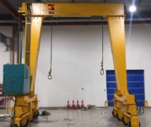 江苏厂家生产轮胎式集装箱液压龙门吊 江苏厂家生产轮胎式集装箱液压龙门吊