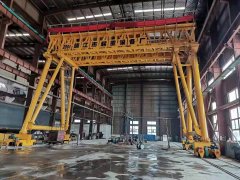 靖起自带基础200吨桁架龙门吊发货安装啦! 靖起自带基础200吨桁架龙门吊发货安装啦!