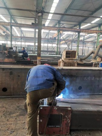 疫情当前,靖起ag九游会j9集团人坚持在岗,努力生产! 疫情当前,靖起ag九游会j9集团人坚持在岗,努力生产!