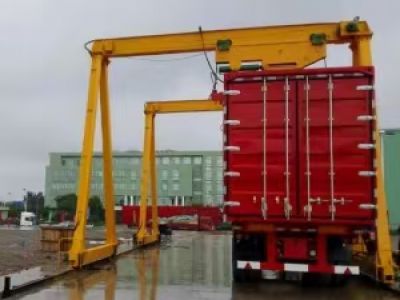 集装箱龙门吊未来的发展趋势 集装箱龙门吊未来的发展趋势