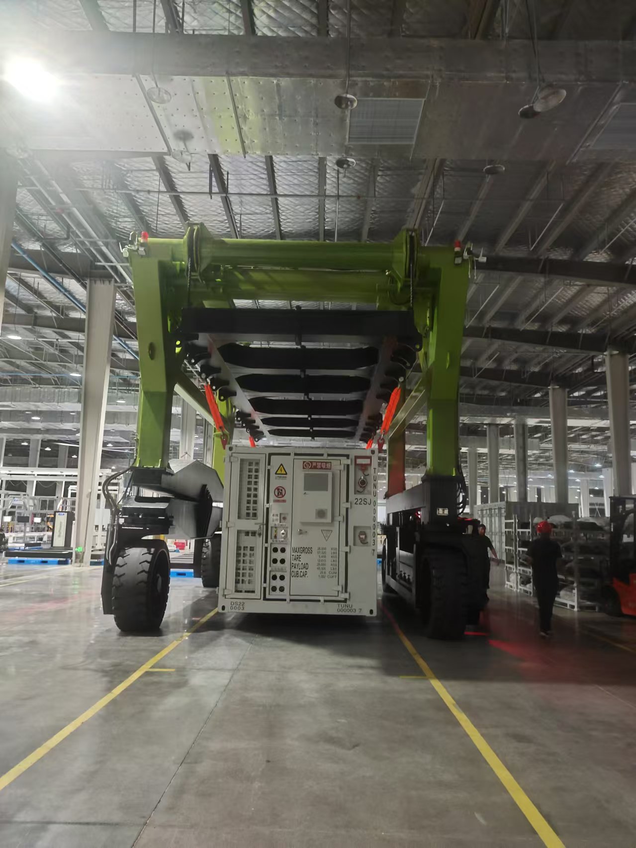 非标定制跨运车,具体指哪些方面? 非标定制跨运车,具体指哪些方面?